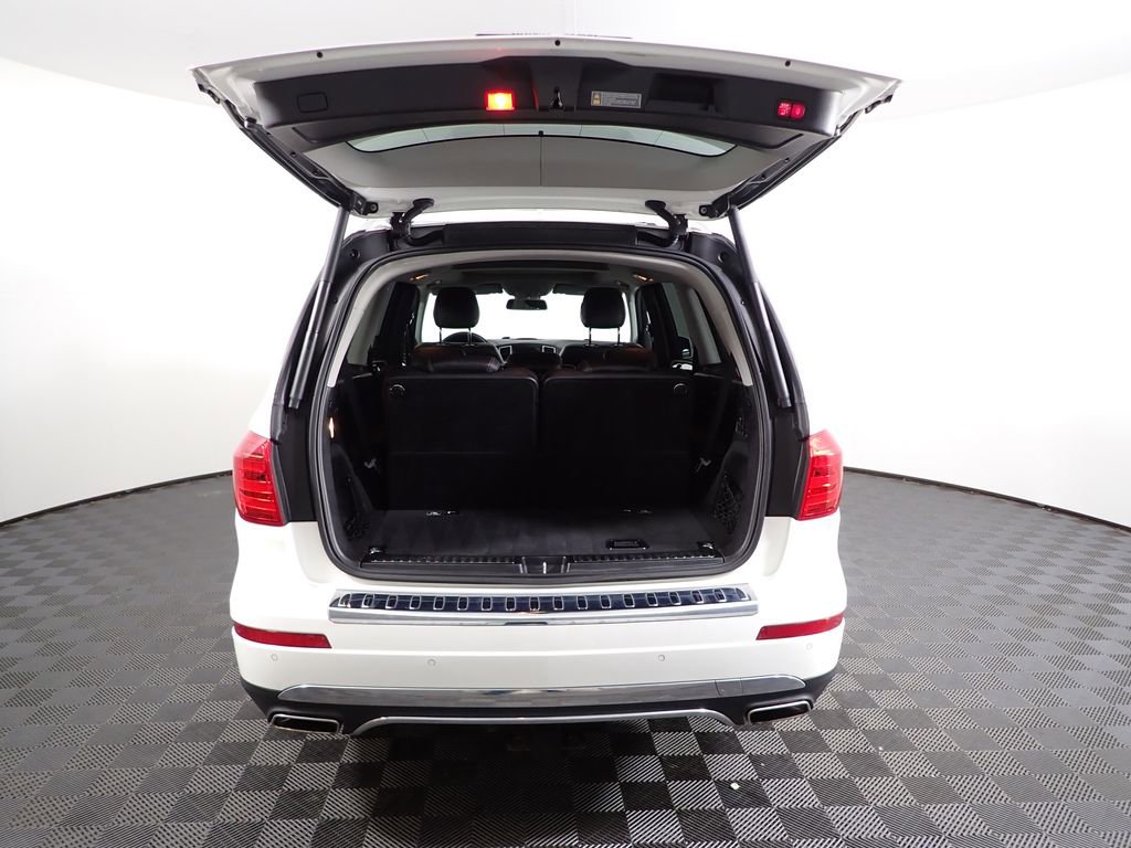 Used 2014 Mercedes-Benz GL 450 4MATIC image 17