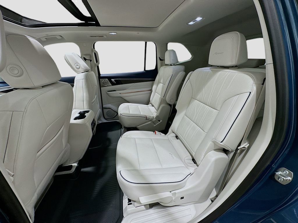 New 2026 Buick Enclave Avenir image 26