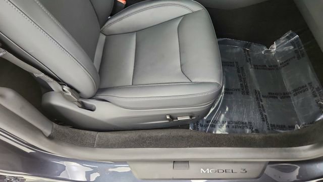 Used 2025 Tesla Model 3 Long Range image 21