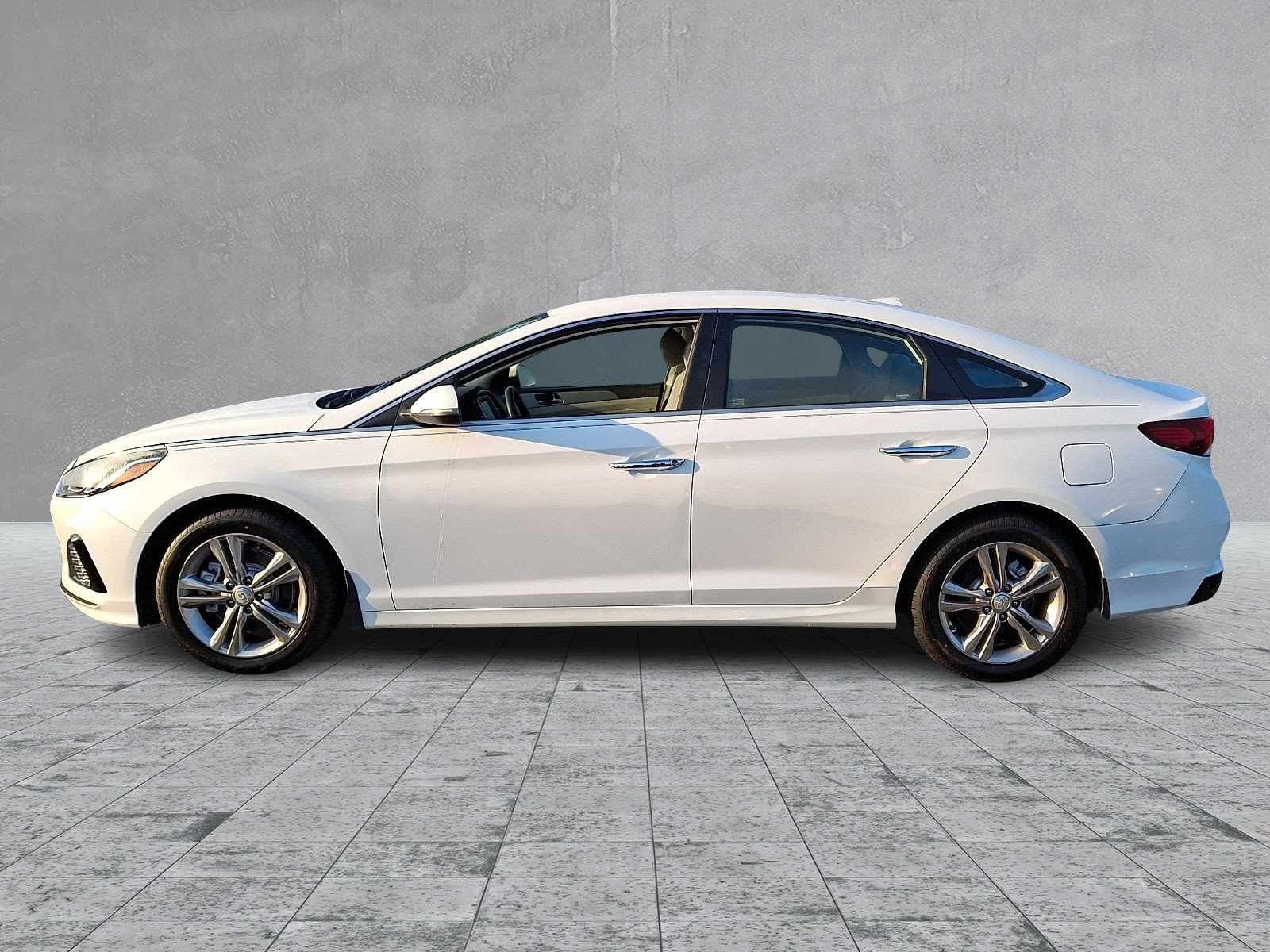 Used 2019 Hyundai Sonata SEL w/ Tech Package 02 FWD image 7