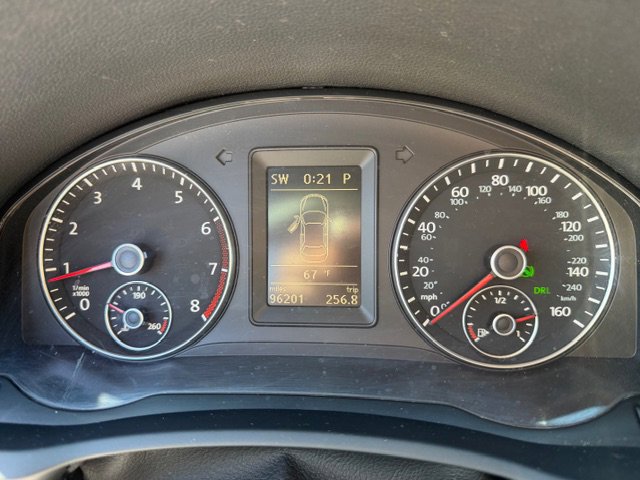 Used 2012 Volkswagen Eos Komfort FWD image 19
