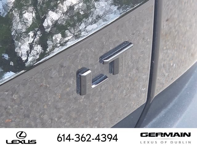 Used 2024 Chevrolet Traverse LT w/ Midnight/Sport Edition AWD/4WD image 16