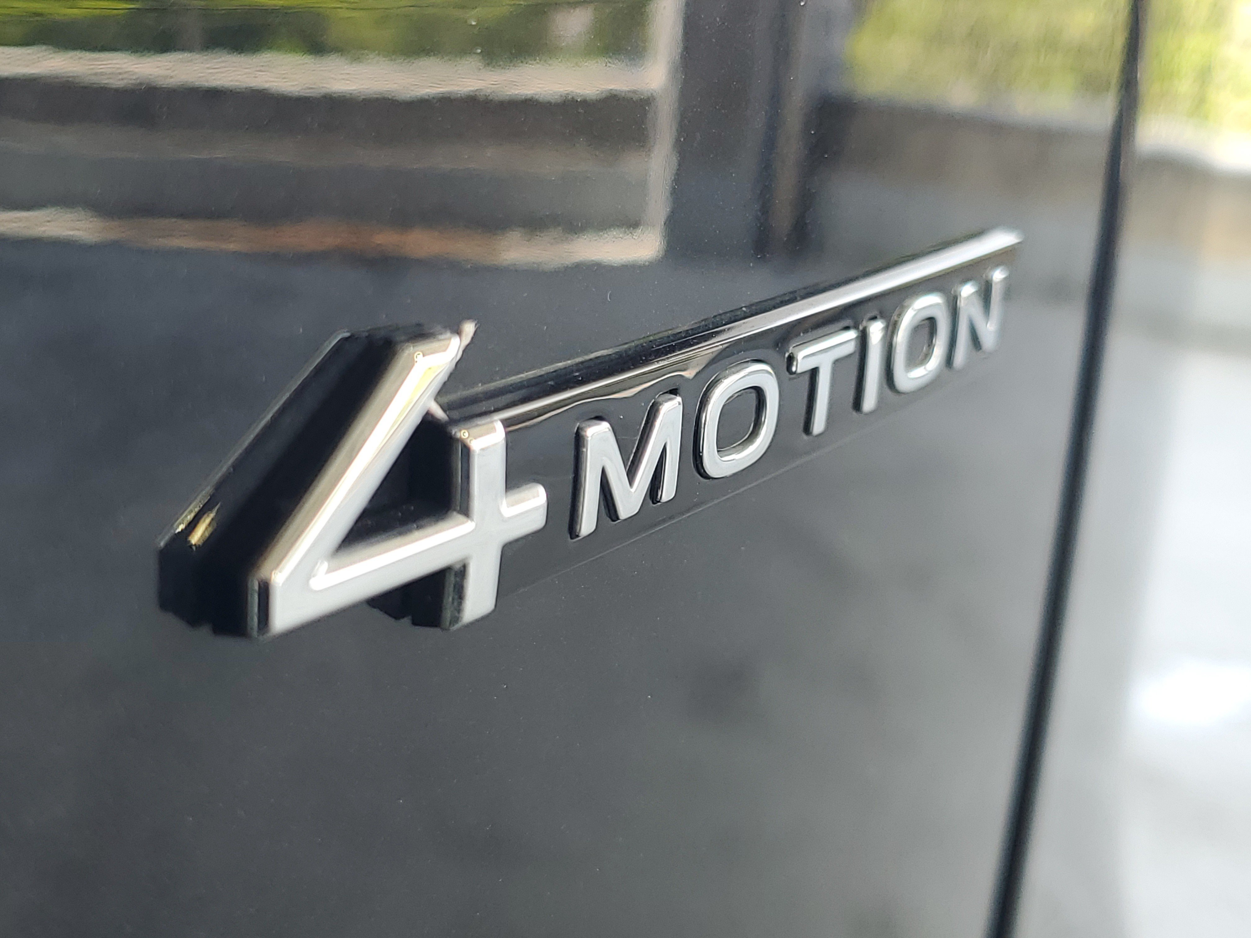 Used 2023 Volkswagen Atlas SEL Premium AWD/4WD image 6