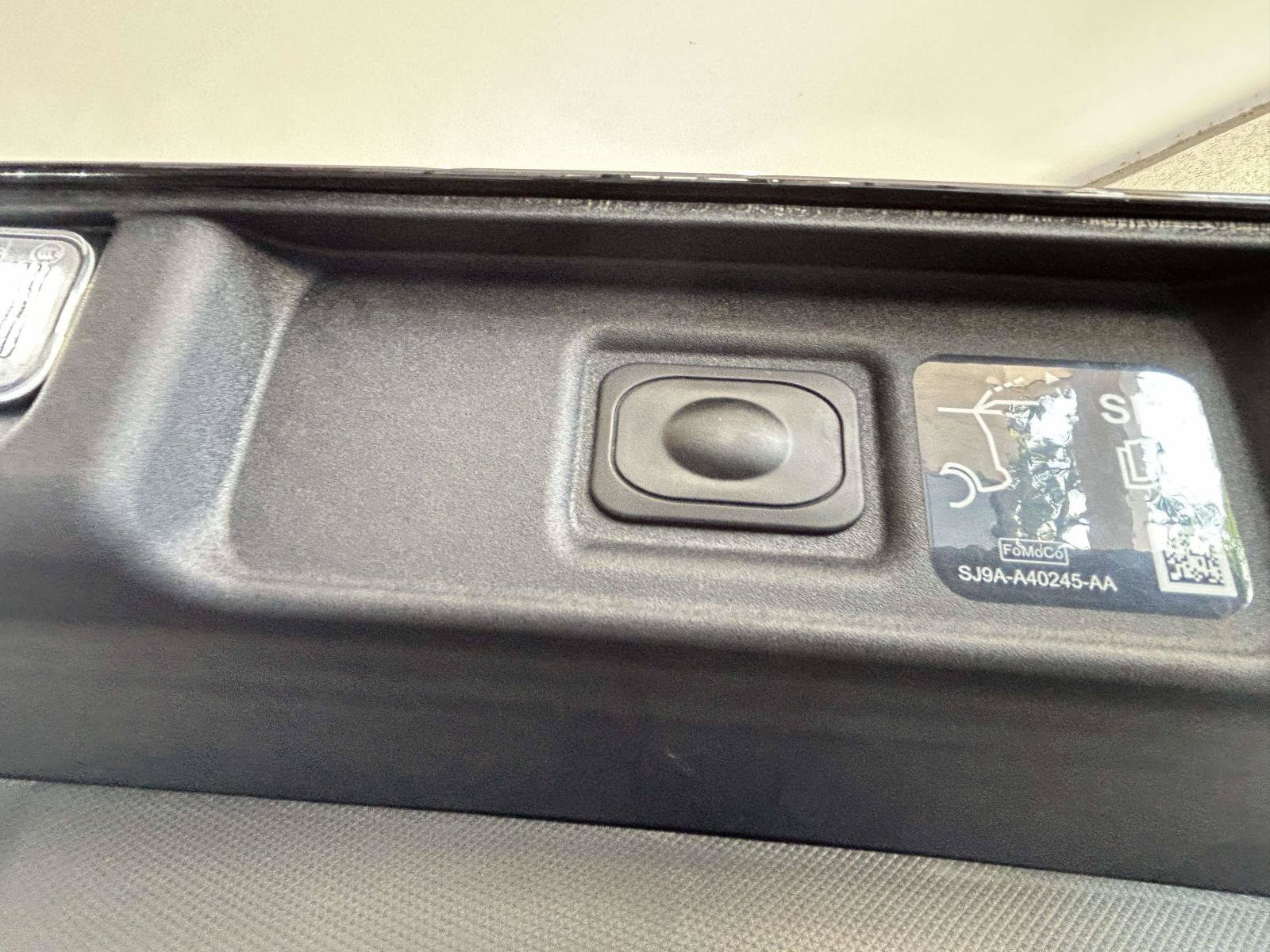 Used 2025 Ford Mustang Mach-E Premium RWD image 15