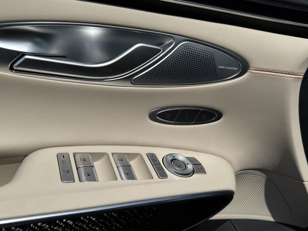 New 2026 Genesis GV70 3.5T Sport Prestige AWD/4WD image 11