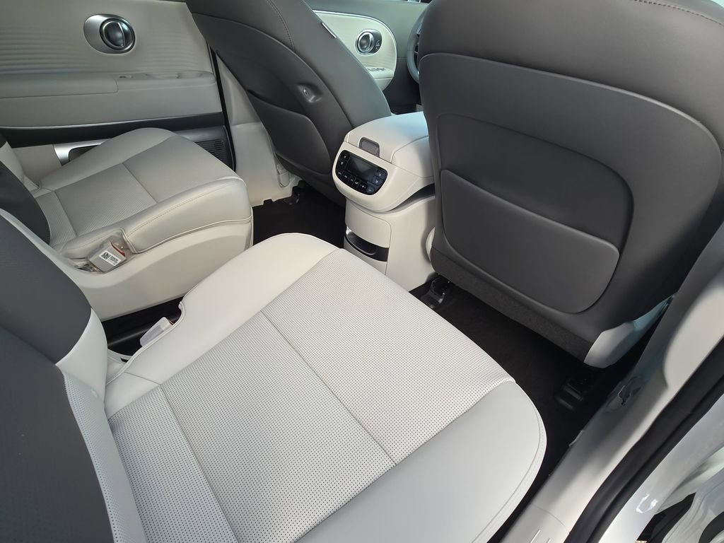 New 2026 Hyundai Ioniq 9 Limited w/ Tow & Go Package image 11