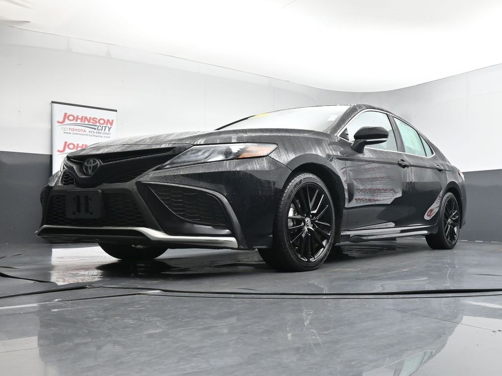 Used 2023 Toyota Camry XSE image 40