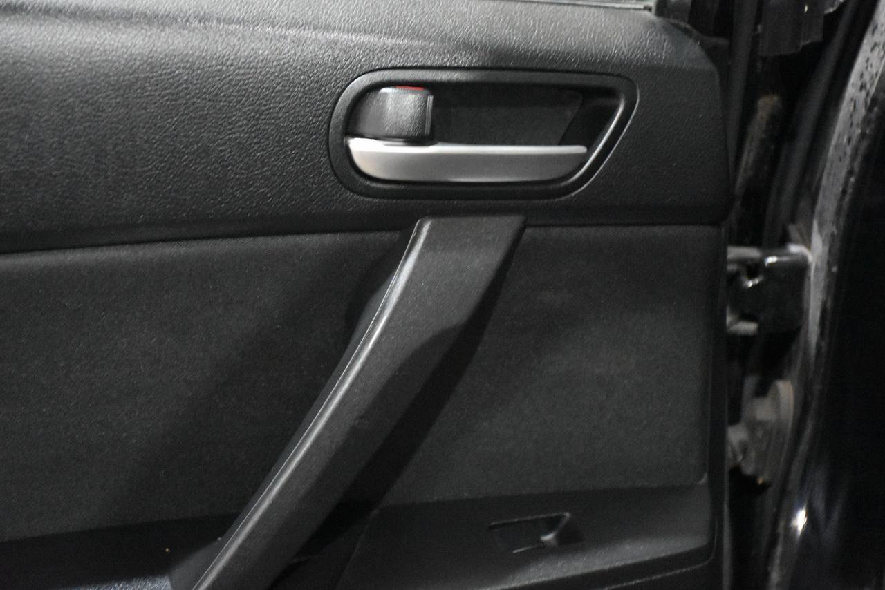 Used 2010 MAZDA MAZDA3 i Touring FWD image 31