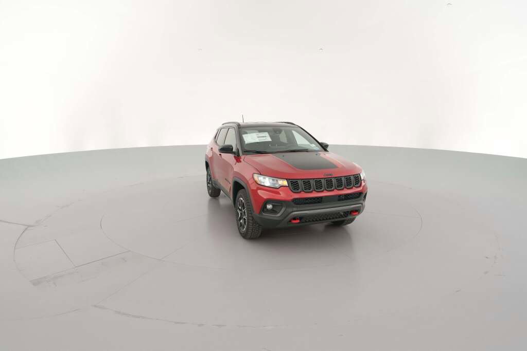 New 2026 Jeep Compass Trailhawk image 17