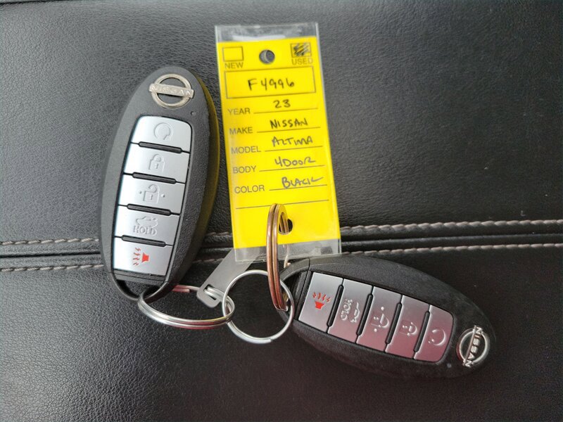 Used 2023 Nissan Altima 2.5 SV w/ SV Premium Package FWD image 28