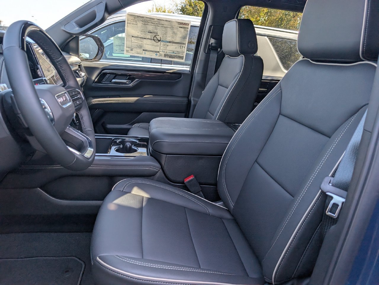 New 2027 GMC Yukon Elevation w/ Elevation Premium Package RWD image 18