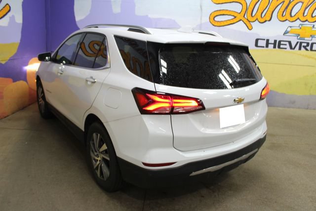 Used 2023 Chevrolet Equinox Premier AWD/4WD image 6