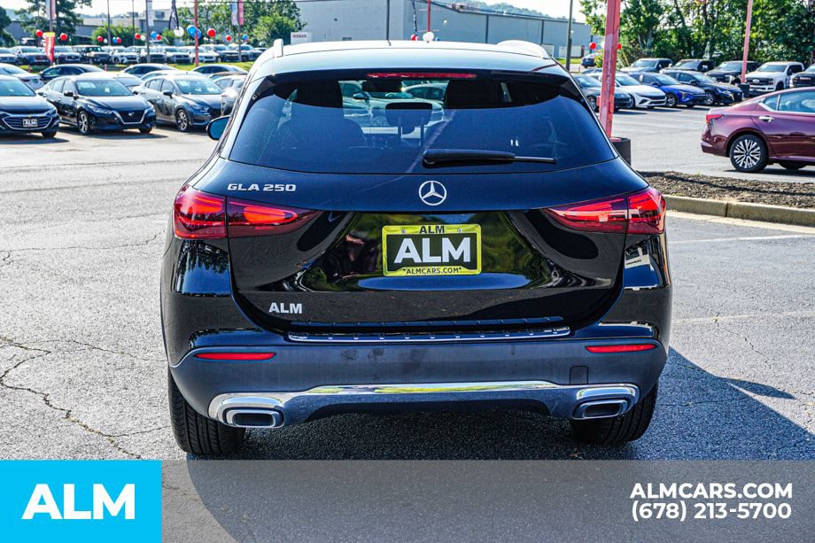 Used 2025 Mercedes-Benz GLA 250 image 10
