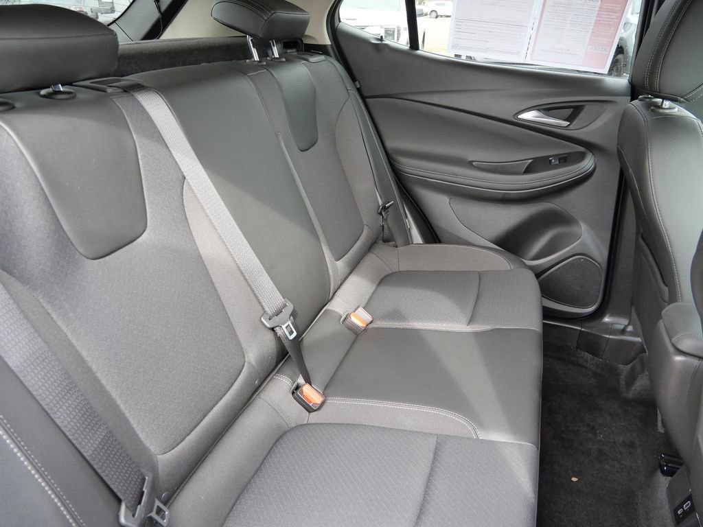 Used 2023 Buick Encore GX Preferred w/ Cold Weather Comfort Package FWD image 19