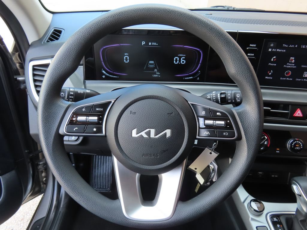 Certified 2026 Kia Seltos LX AWD/4WD image 15