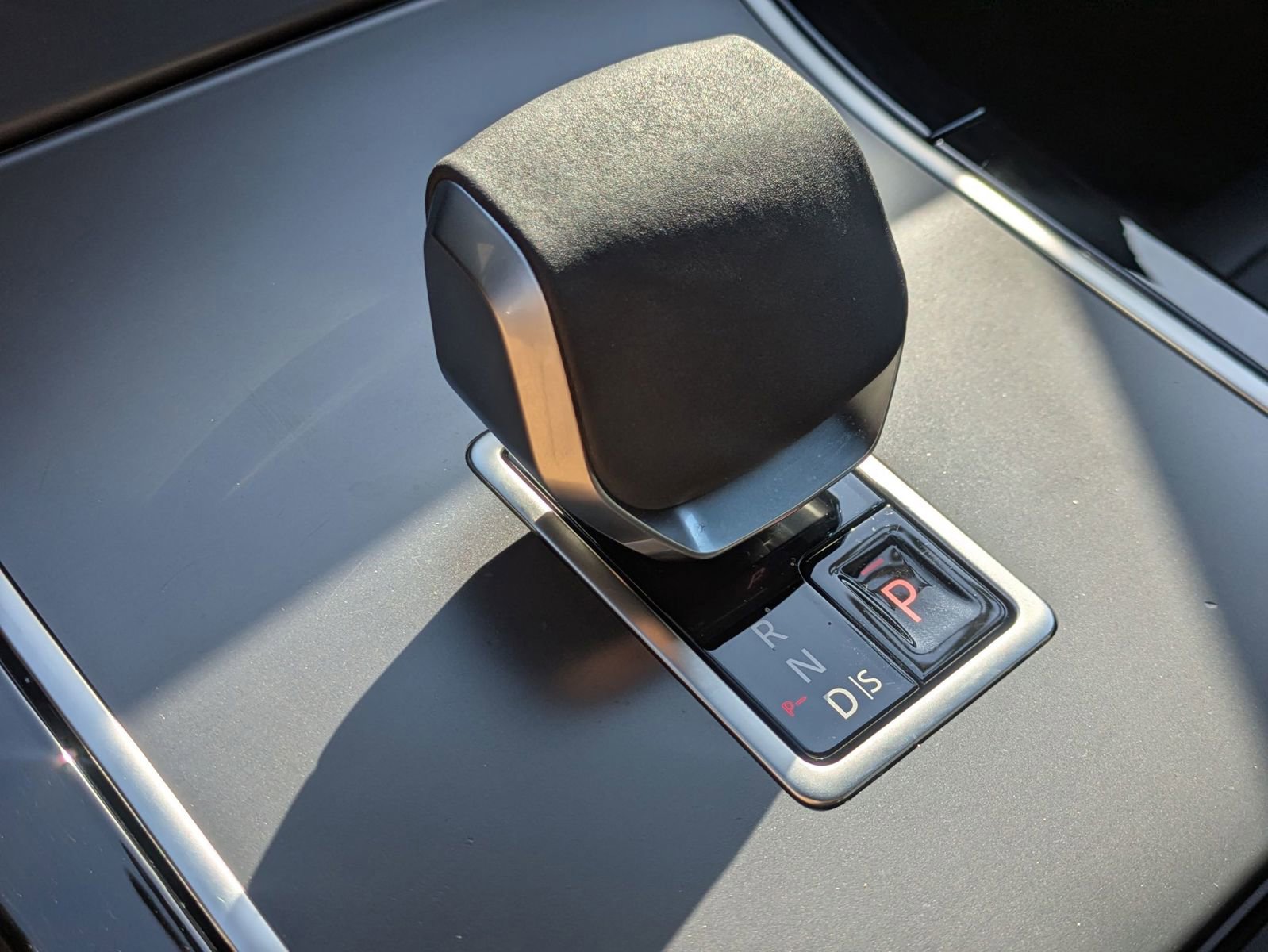 Used 2026 Land Rover Range Rover Velar S AWD/4WD image 20