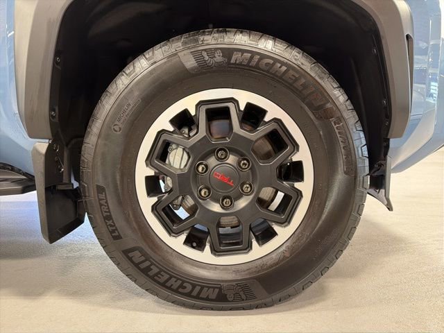 Used 2025 Toyota 4Runner TRD Off-Road Premium image 39