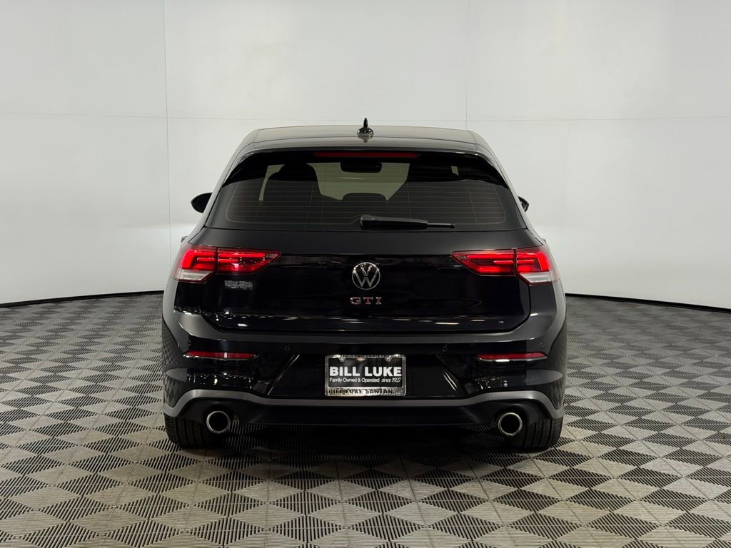 Used 2022 Volkswagen GTI SE image 9