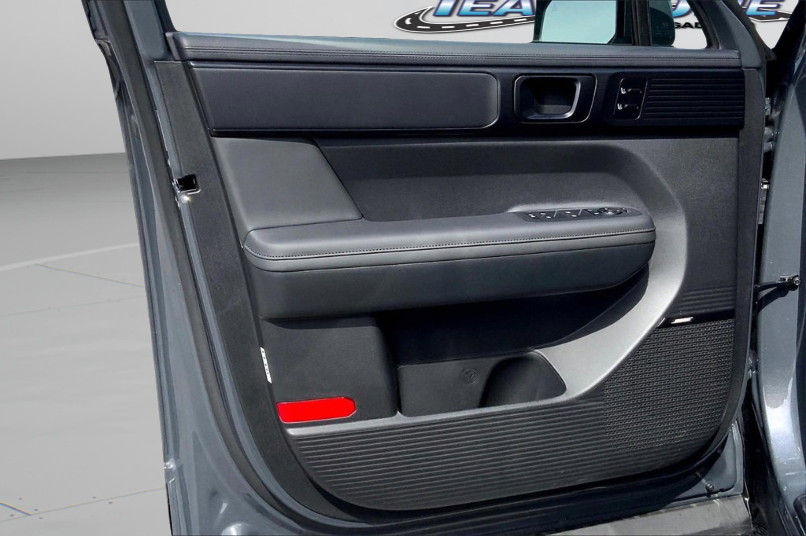 New 2025 Hyundai Santa Fe Calligraphy image 18