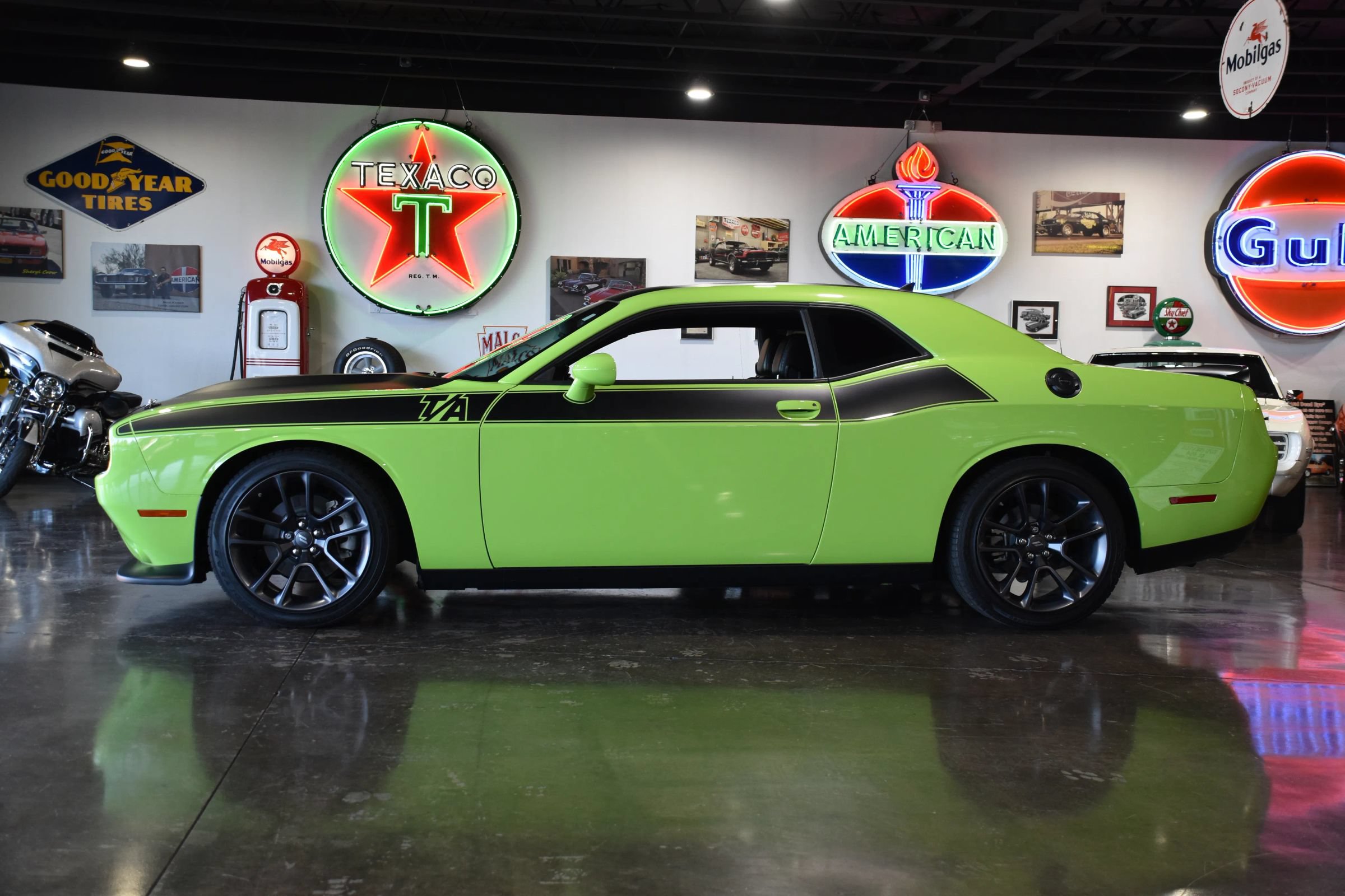 Used 2023 Dodge Challenger R/T w/ T/A Package