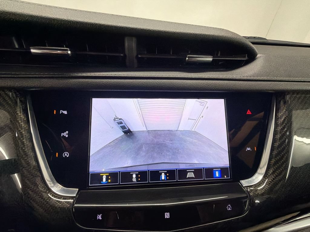 Used 2021 Cadillac XT6 Sport AWD/4WD image 15