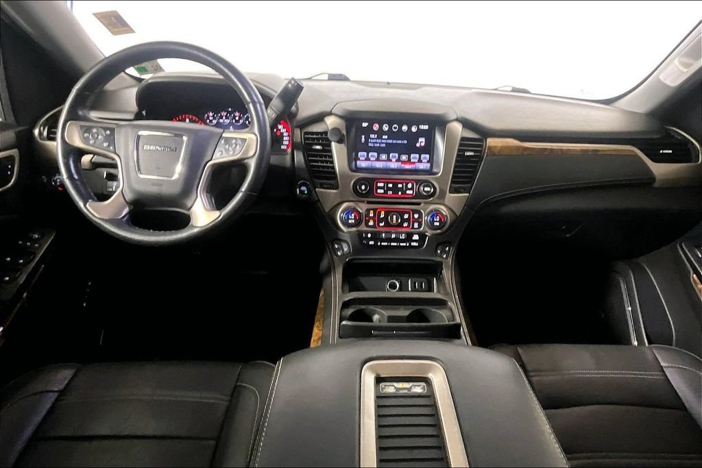 Used 2016 GMC Yukon Denali w/ Open Road Package RWD image 11