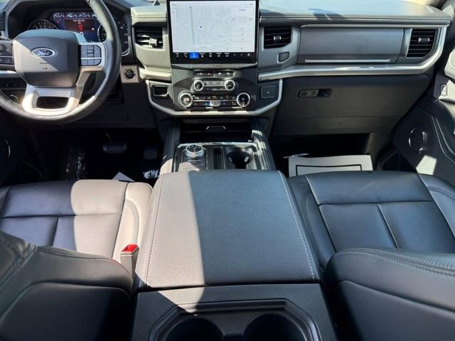 Used 2024 Ford Expedition Max XLT AWD/4WD image 13
