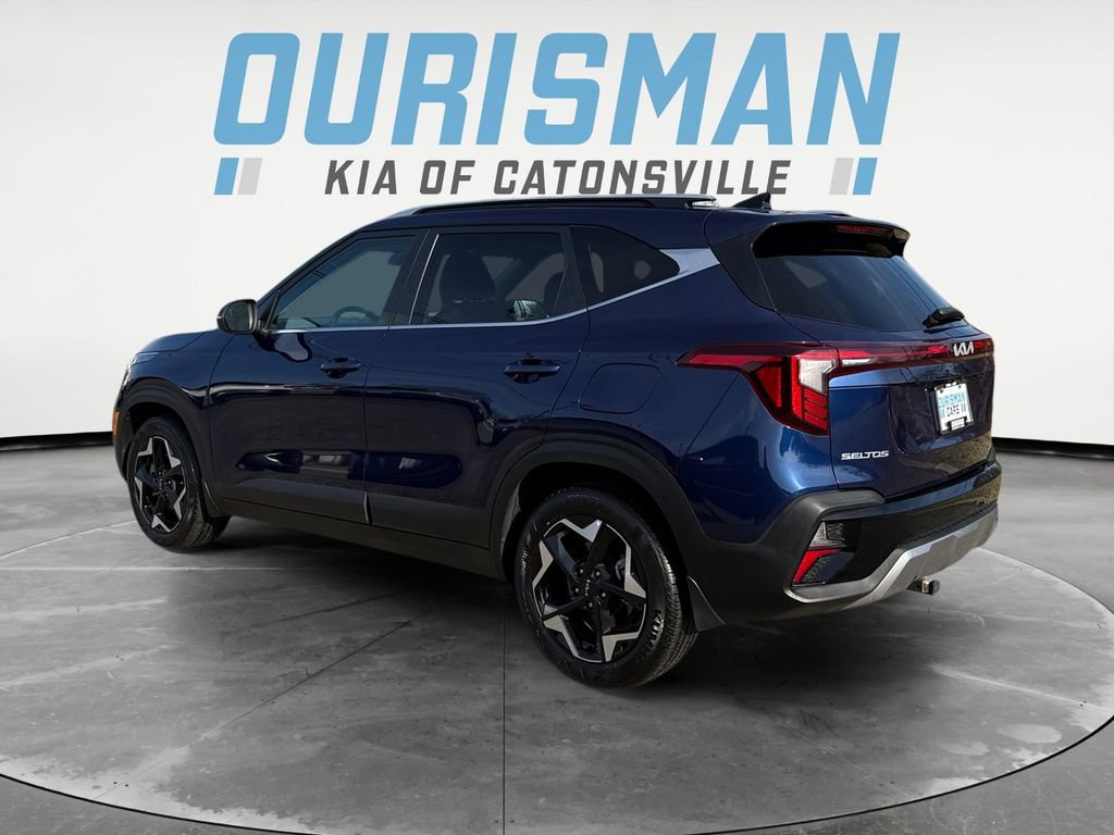 Used 2024 Kia Seltos EX image 4