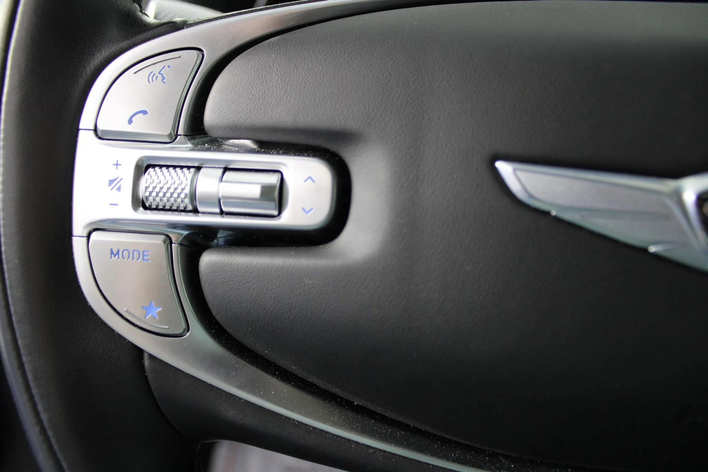 Used 2023 Genesis GV80 3.5T w/ Prestige Package image 16