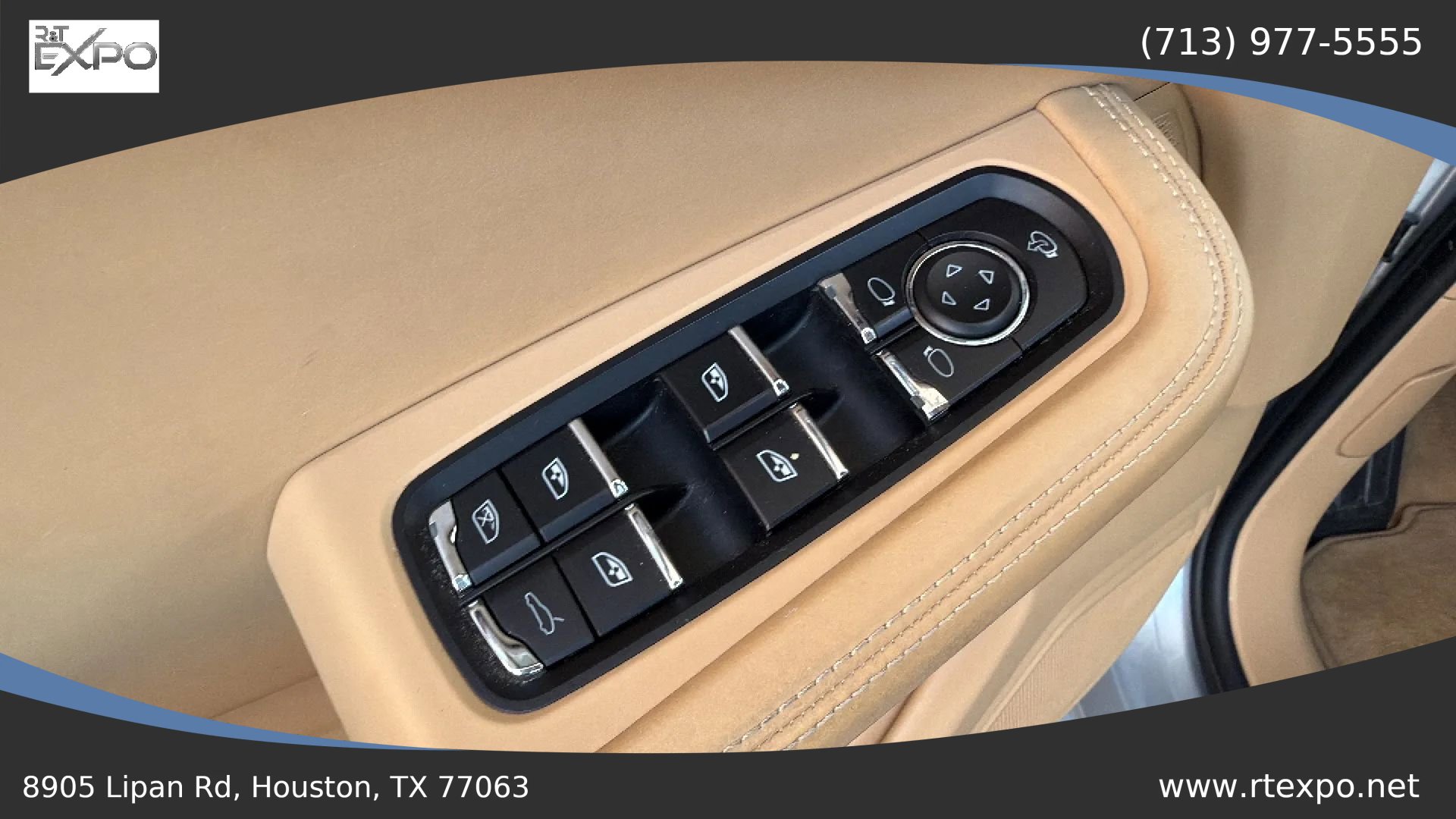 Used 2015 Porsche Macan Turbo AWD/4WD image 23