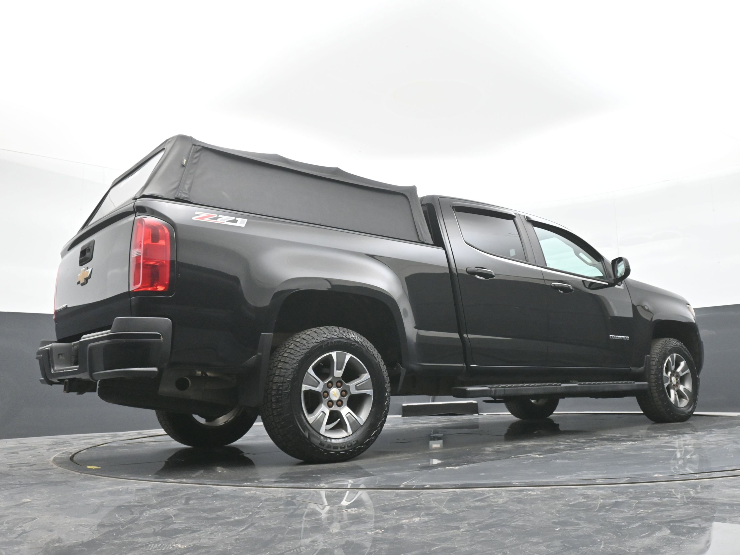 Used 2015 Chevrolet Colorado Z71 AWD/4WD image 42