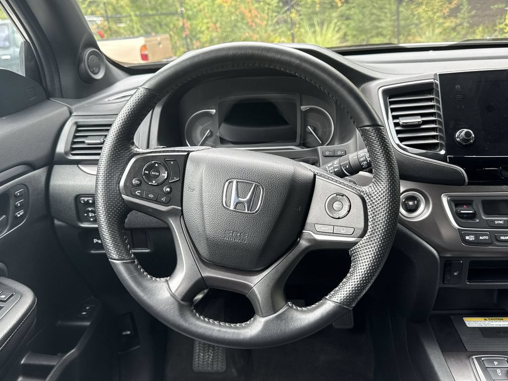 Used 2023 Honda Passport EX-L image 11