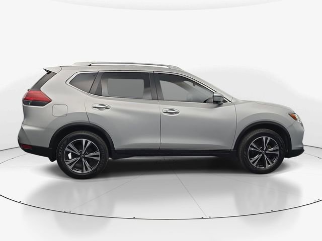 Used 2019 Nissan Rogue SV w/ Sun & Sound Touring Package image 11