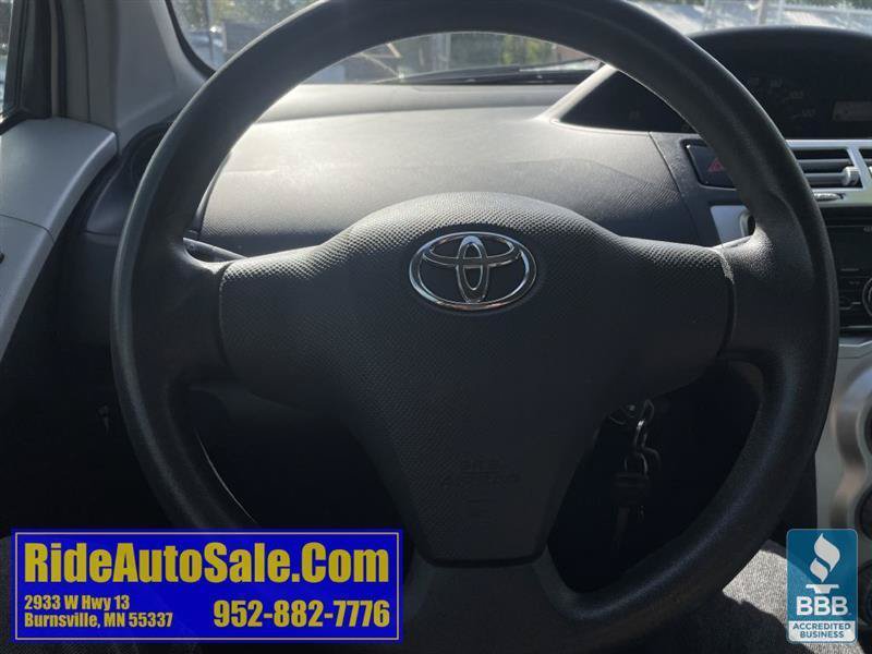 Used 2008 Toyota Yaris 2-Door Hatchback FWD image 19