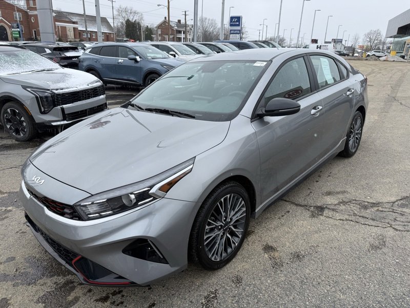 Certified 2023 Kia Forte GT-Line image 3