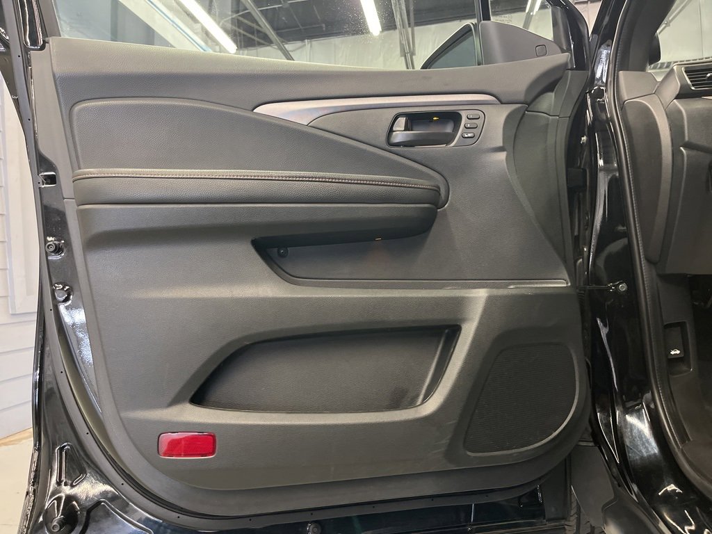 Used 2022 Honda Passport TrailSport image 9