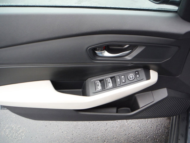Used 2023 Honda Accord EX image 11
