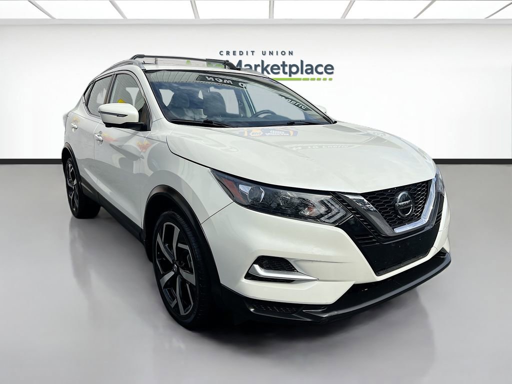 Used 2022 Nissan Rogue Sport SL image 1