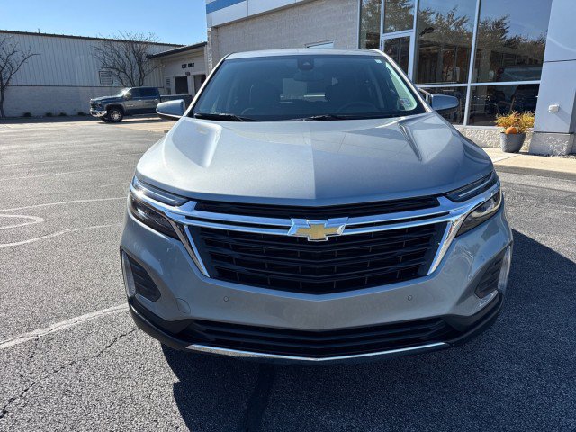 Used 2024 Chevrolet Equinox LT w/ LPO, Floor Liner Package FWD image 8