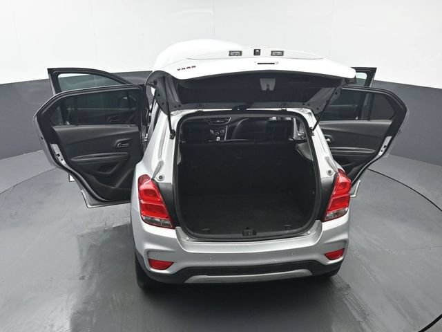 Used 2021 Chevrolet Trax LT w/ Redline Edition AWD/4WD image 41