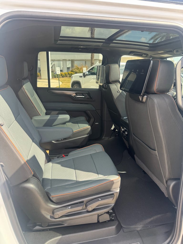 New 2026 GMC Yukon XL AT4 w/ AT4 Premium Plus Package image 16