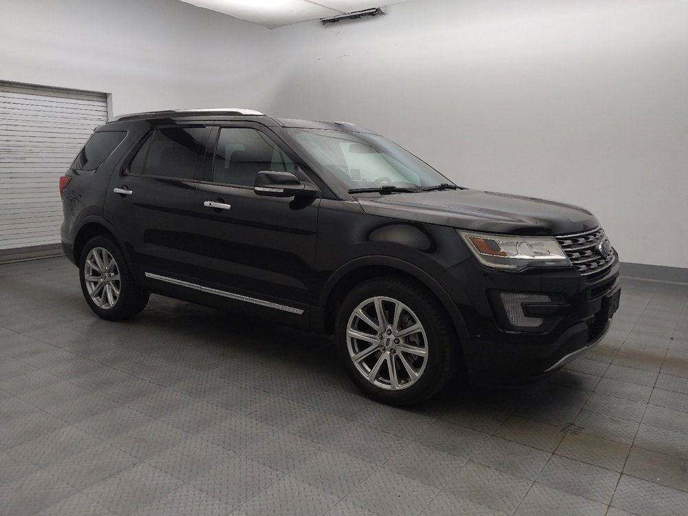 Used 2017 Ford Explorer Limited w/ Equipment Group 303A AWD/4WD image 11