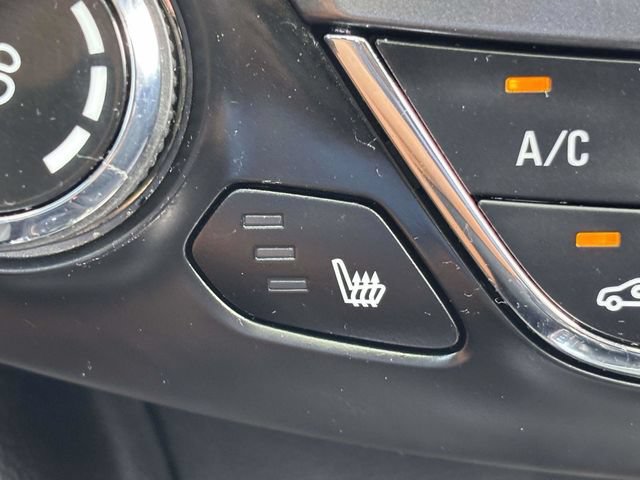 Used 2017 Chevrolet Cruze LT w/ Sun And Sound Package FWD image 19