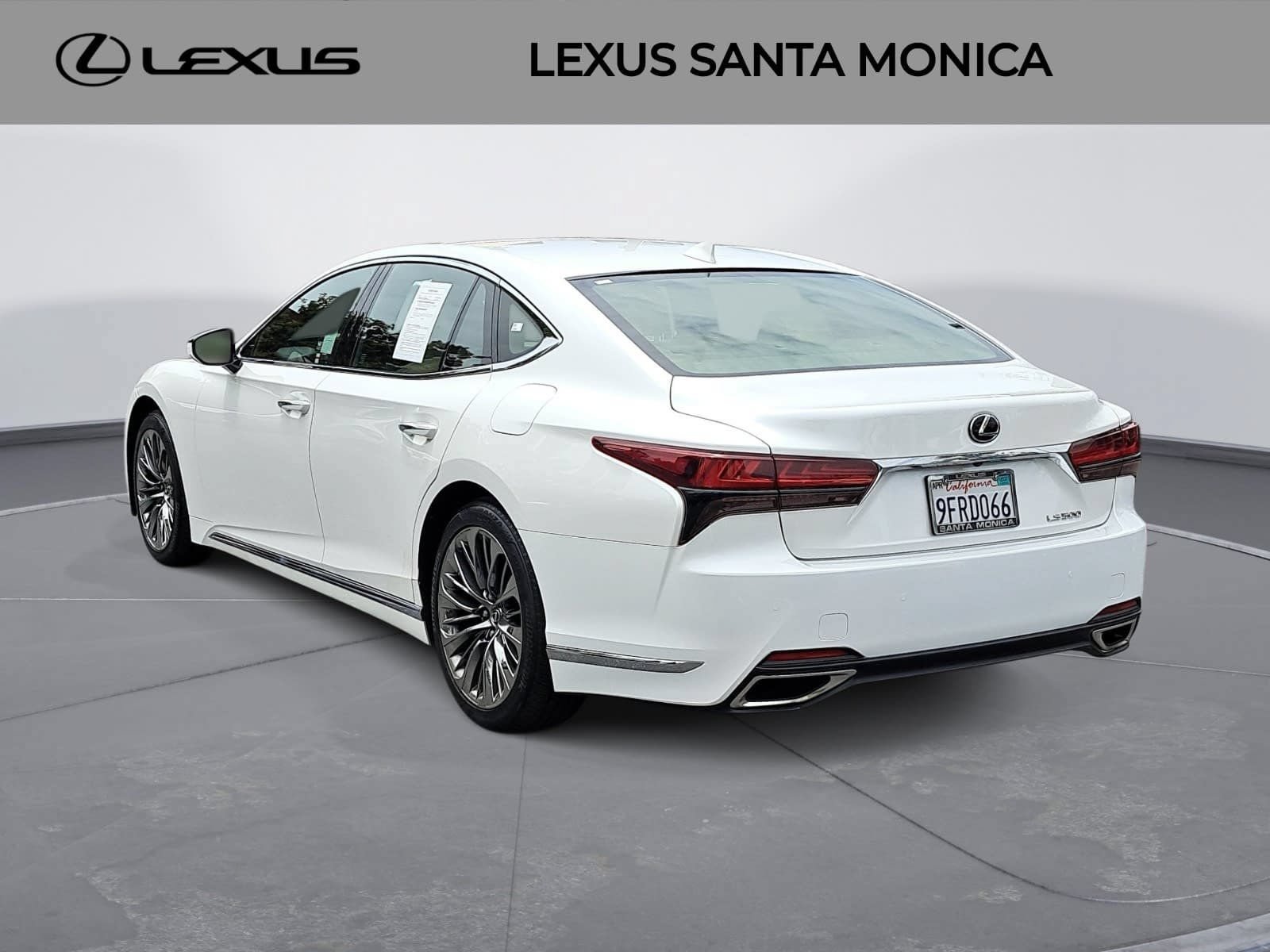 Used 2023 Lexus LS 500 w/ Accessory Package (Z1) RWD image 7