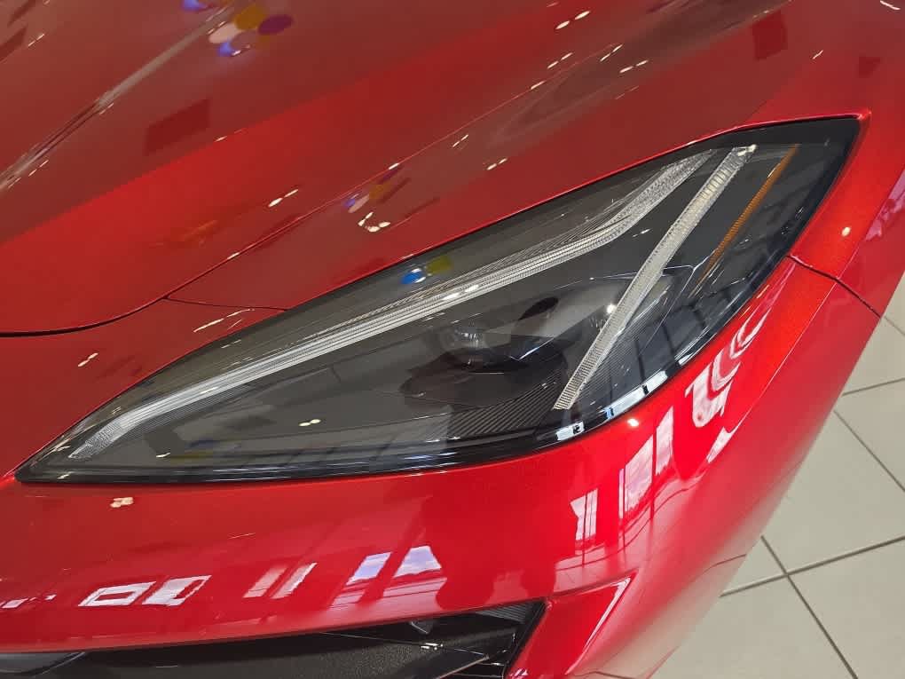 Used 2024 Chevrolet Corvette Z06 RWD image 10