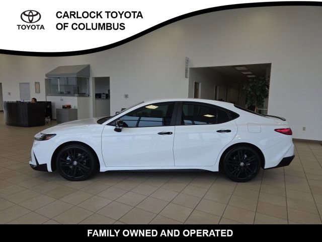 Used 2026 Toyota Camry XLE w/ Convenience Package image 1