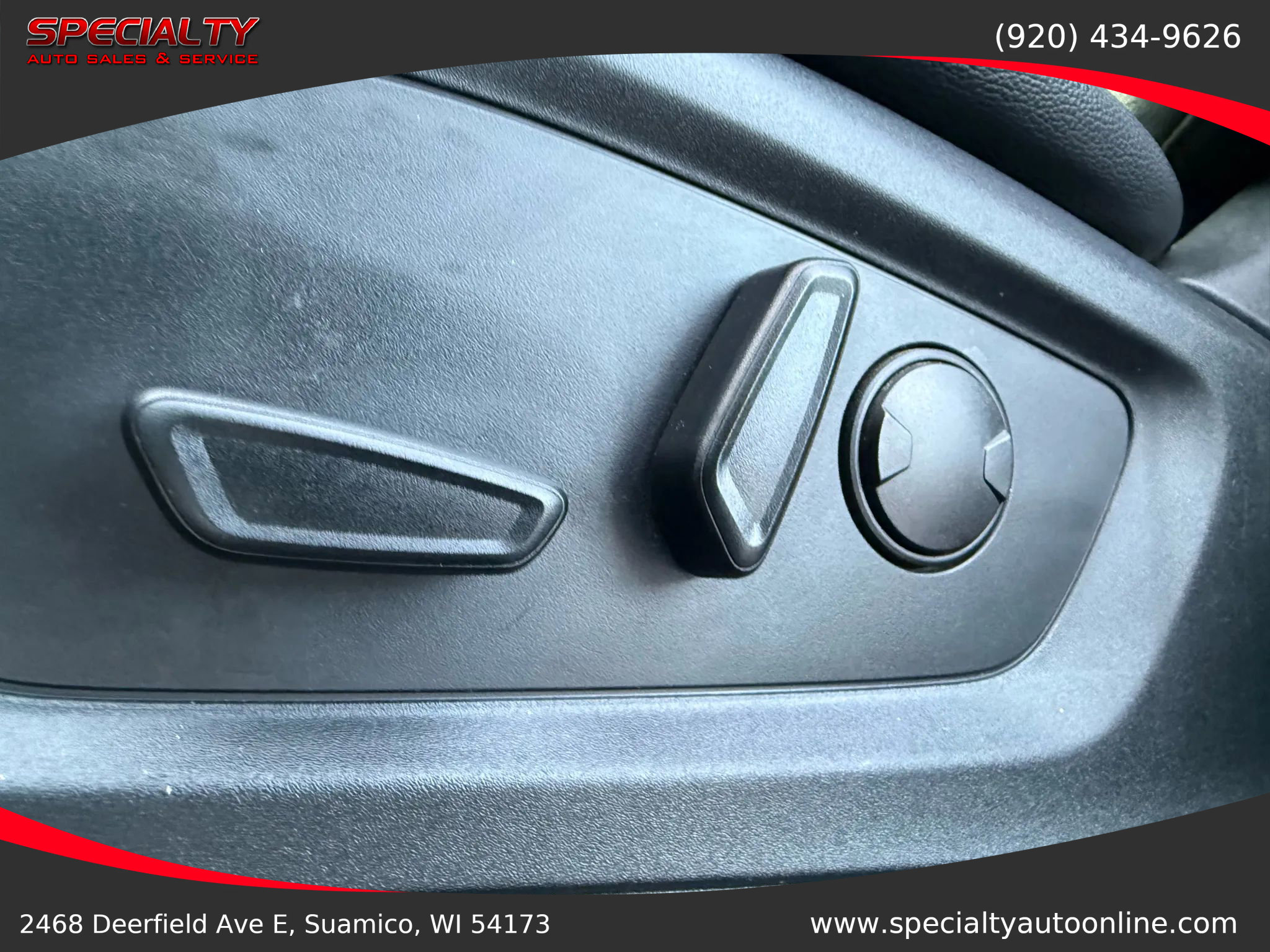 Used 2020 Ford Explorer XLT w/ Equipment Group 202A image 34