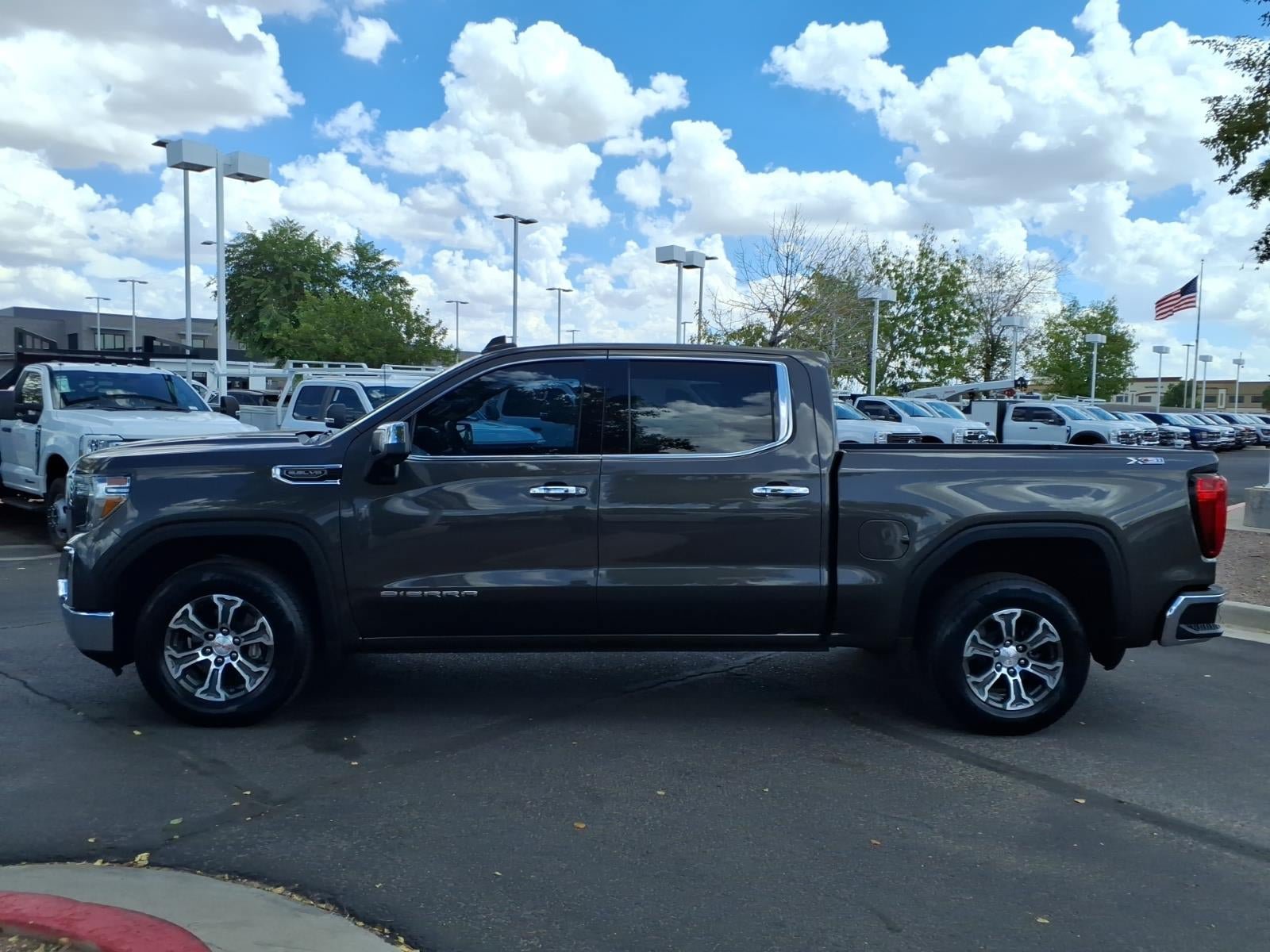 Used 2019 GMC Sierra 1500 SLT w/ X31 Off-Road Package AWD/4WD image 7