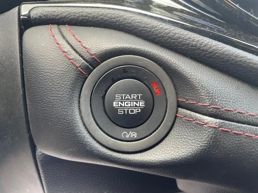 Used 2022 Dodge Durango R/T w/ Blacktop Package AWD/4WD image 17