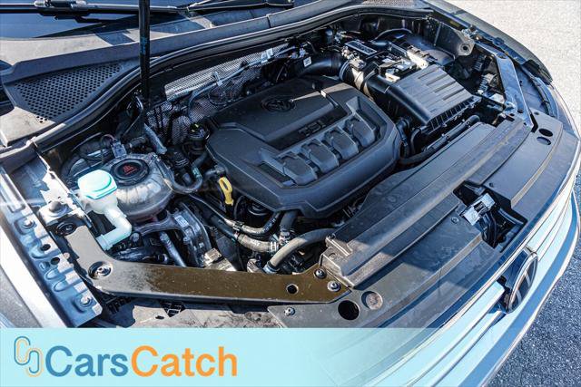 Used 2022 Volkswagen Tiguan SEL R-Line AWD/4WD image 39